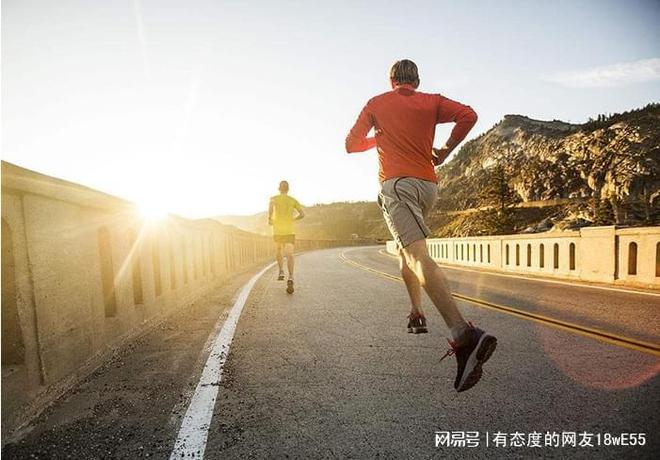 跃动生命畅享活力 —— 运动的力量海豚体育app(图2)